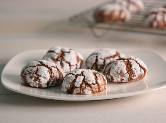 Gluten-Free-Peppermint-Chocolate-Crinkle-Cookies